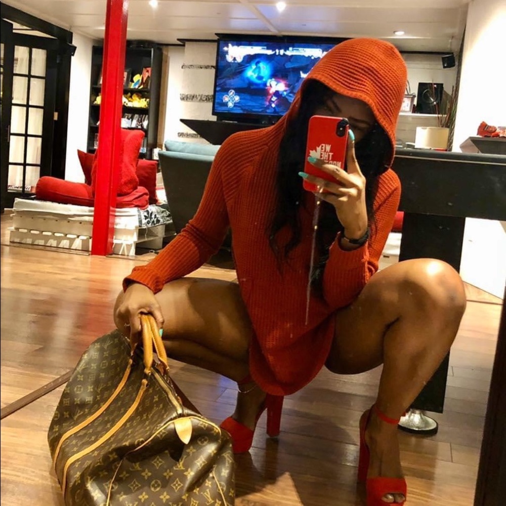 Meet your Posher, Estefania